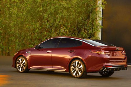 Седан Optima GT