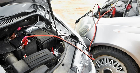 Как завести машину если сел аккумулятор