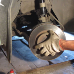 Замена задних колодок Рено Логан